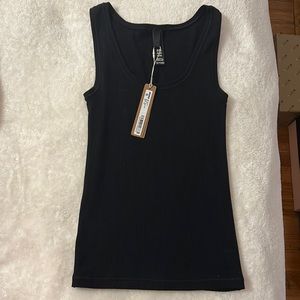 Brand new SKIMS tank top